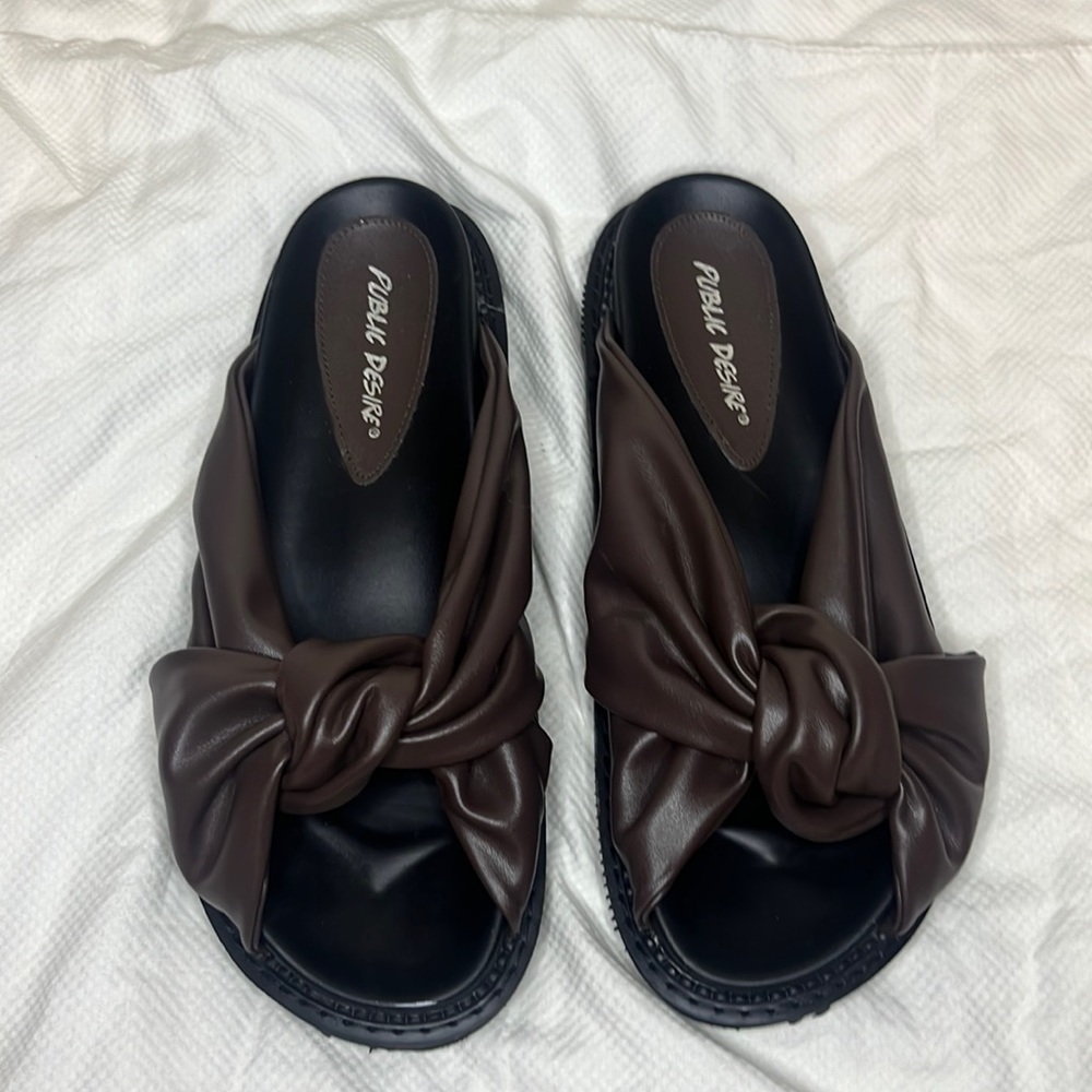Brown leather knot slides